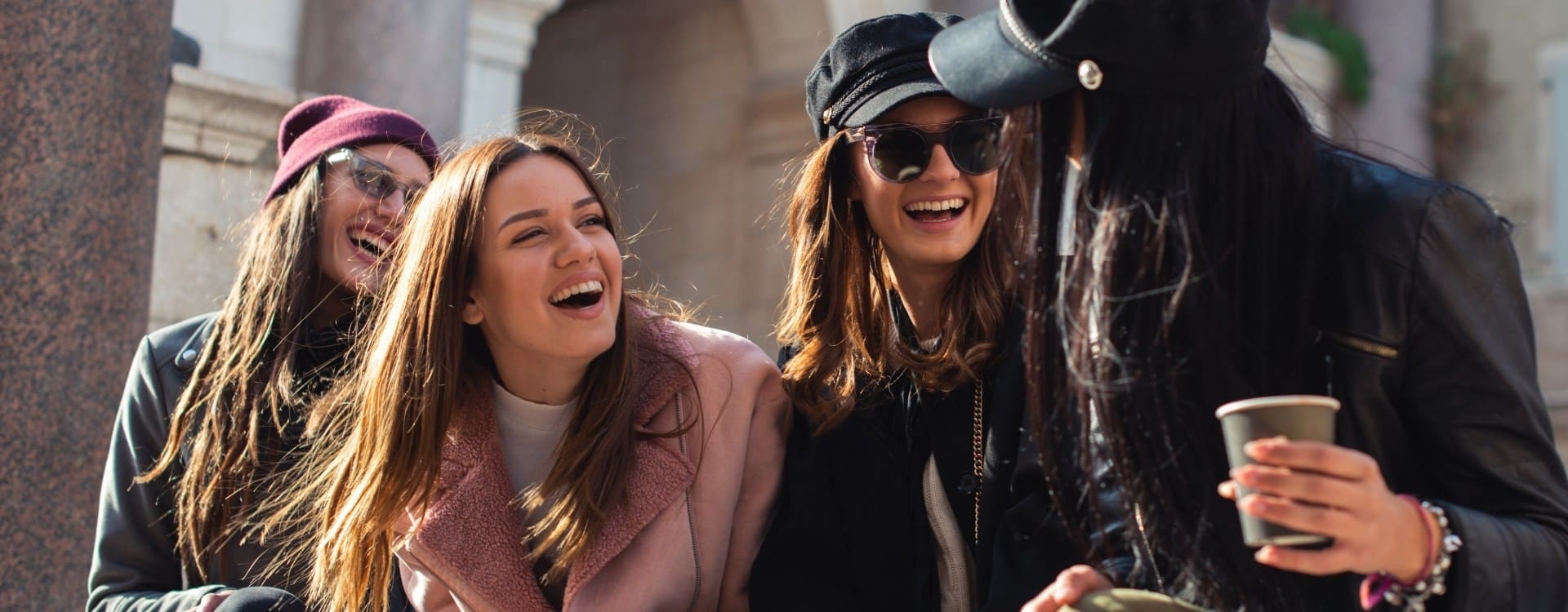 Freunde finden in einer neuen Stadt Freunde finden in einer neuen Stadt