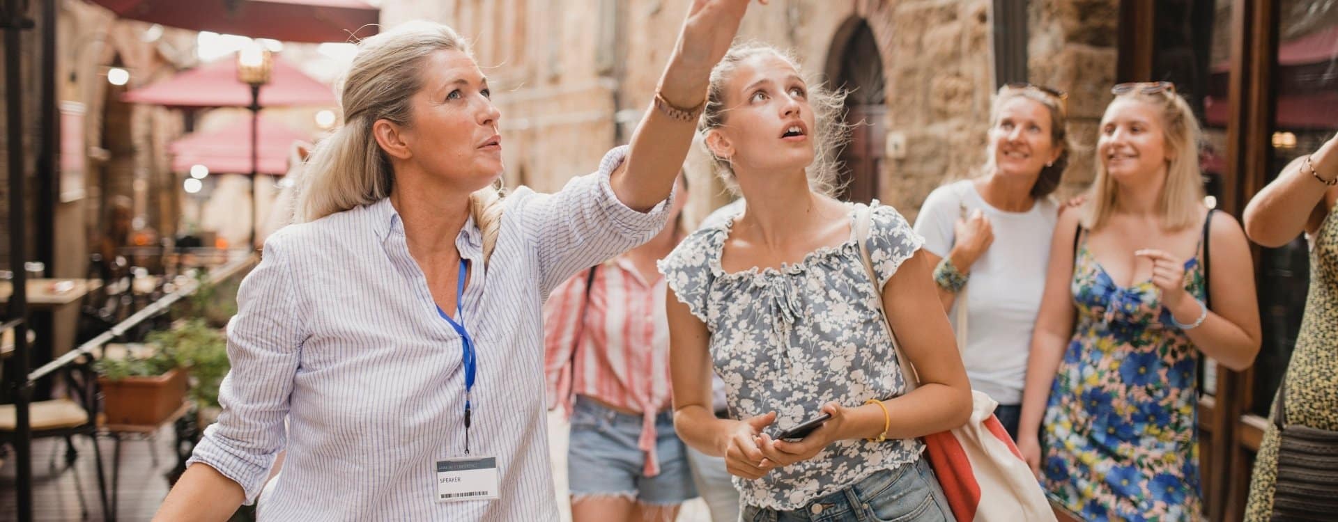 tour guide job