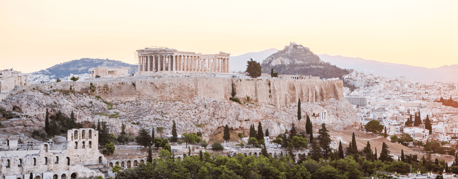 Become-an-Italian-speaking-Content-Moderator-in-the-heart-of-Greece-Athens.