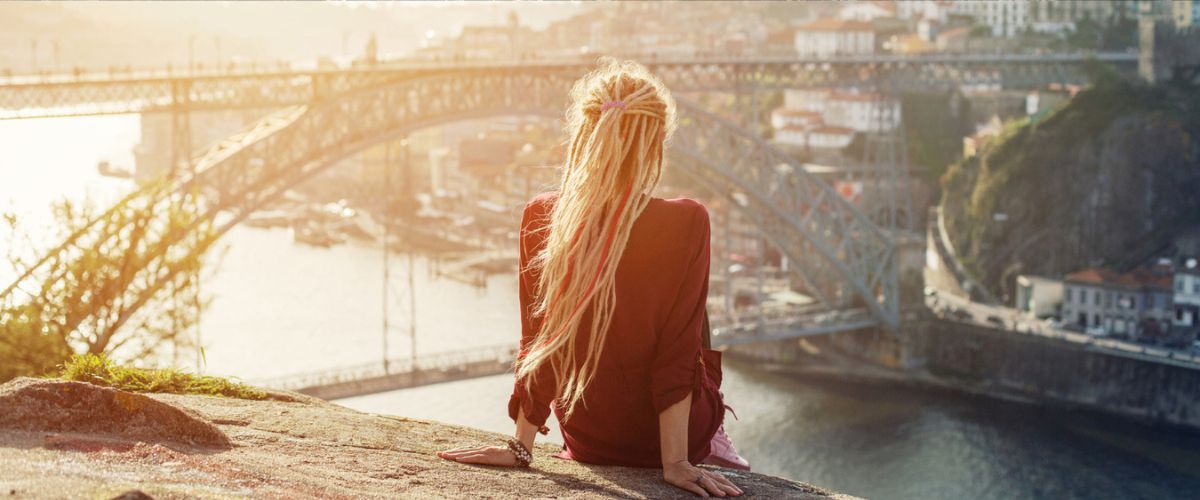 Mach dein Talent für Kommunikation und Social Media in Porto, Portugal zu deinem Beruf